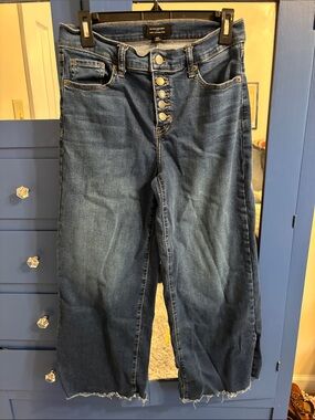 Banana Republic Button-Fly Wide Leg Cropped Jeans in Dark Blue
